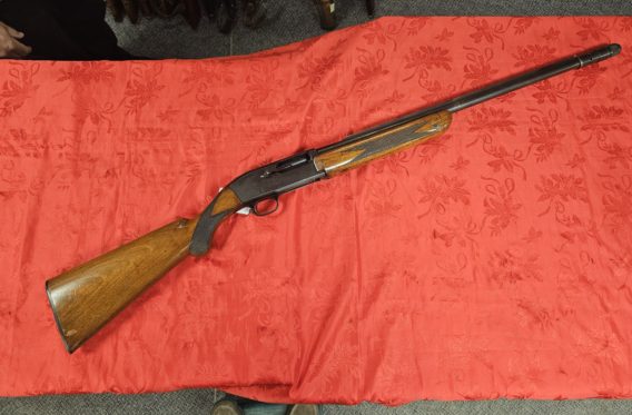 Browning-Fabrique National Auto 5 12G 2 3/4"